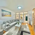 Family Apartment Andjelija